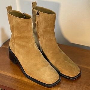 Everlane City Boot Suede Toasted Almond